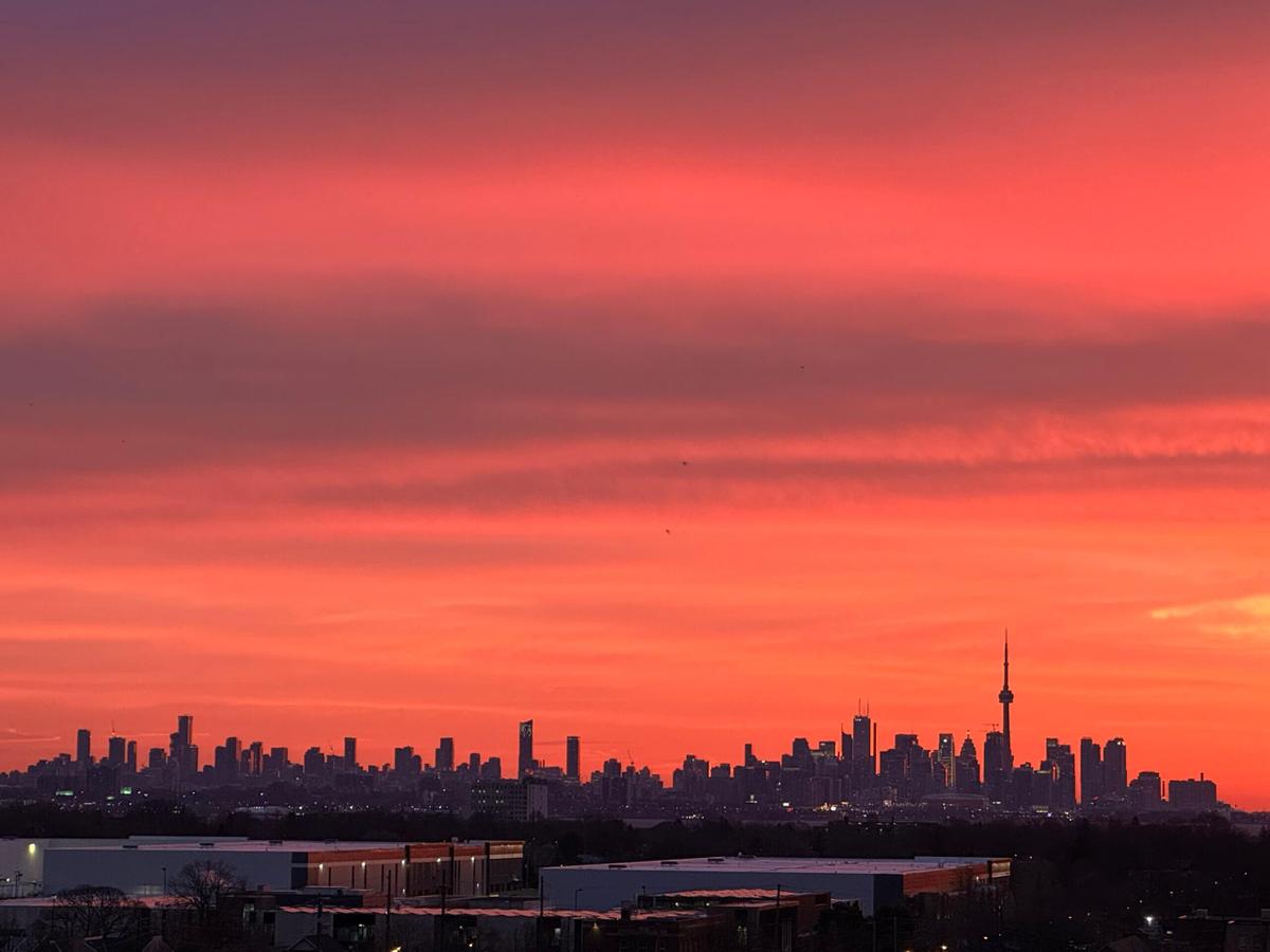 Sunrise over the Toronto skyline